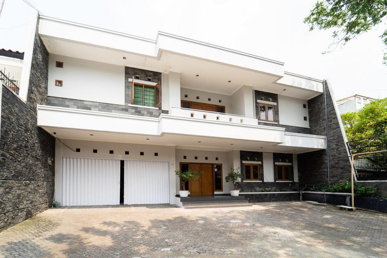 Koolkost Near Padjadjaran University - Minimum Stay 6 Nights Bandung Exterior foto